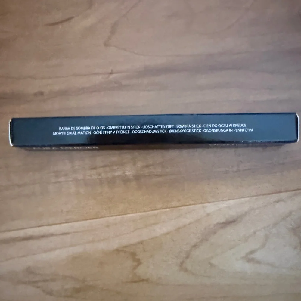 laura mercier